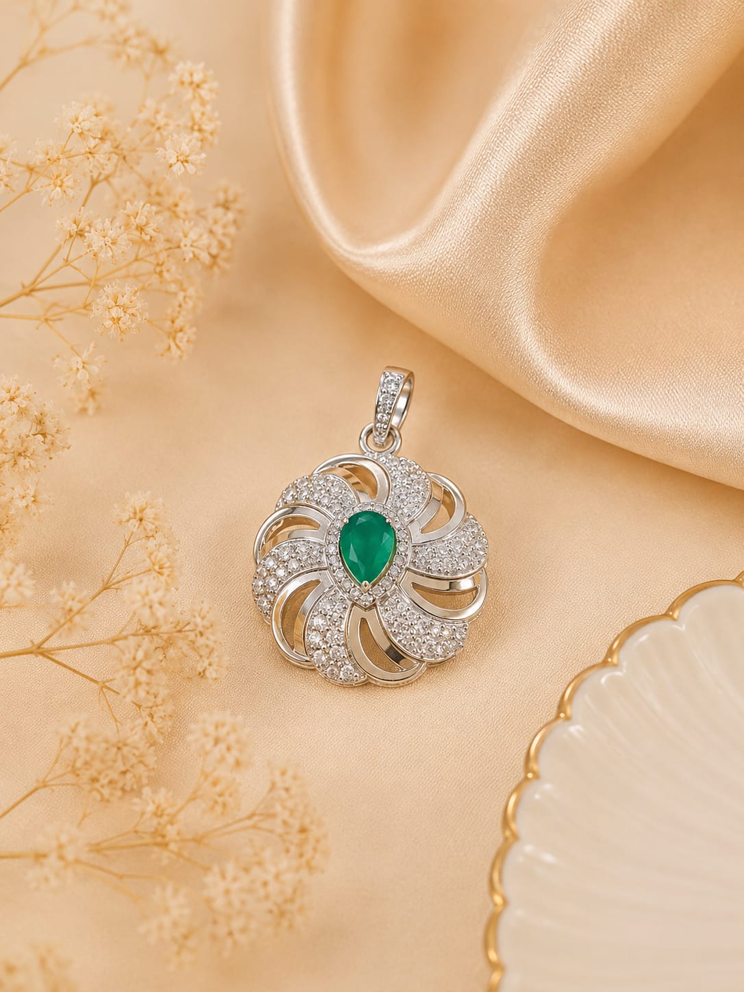 Polaris Pendant - 1