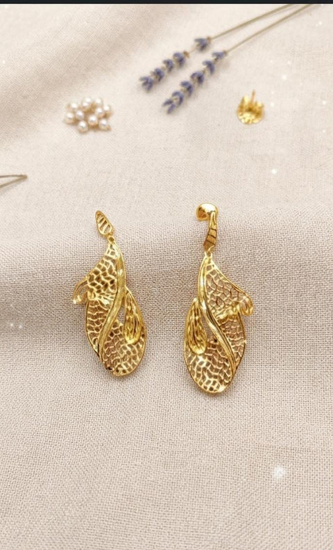 Cotillion Earrings