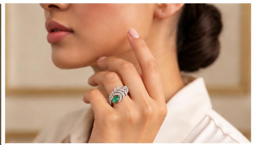 Gleaming Ring - 4
